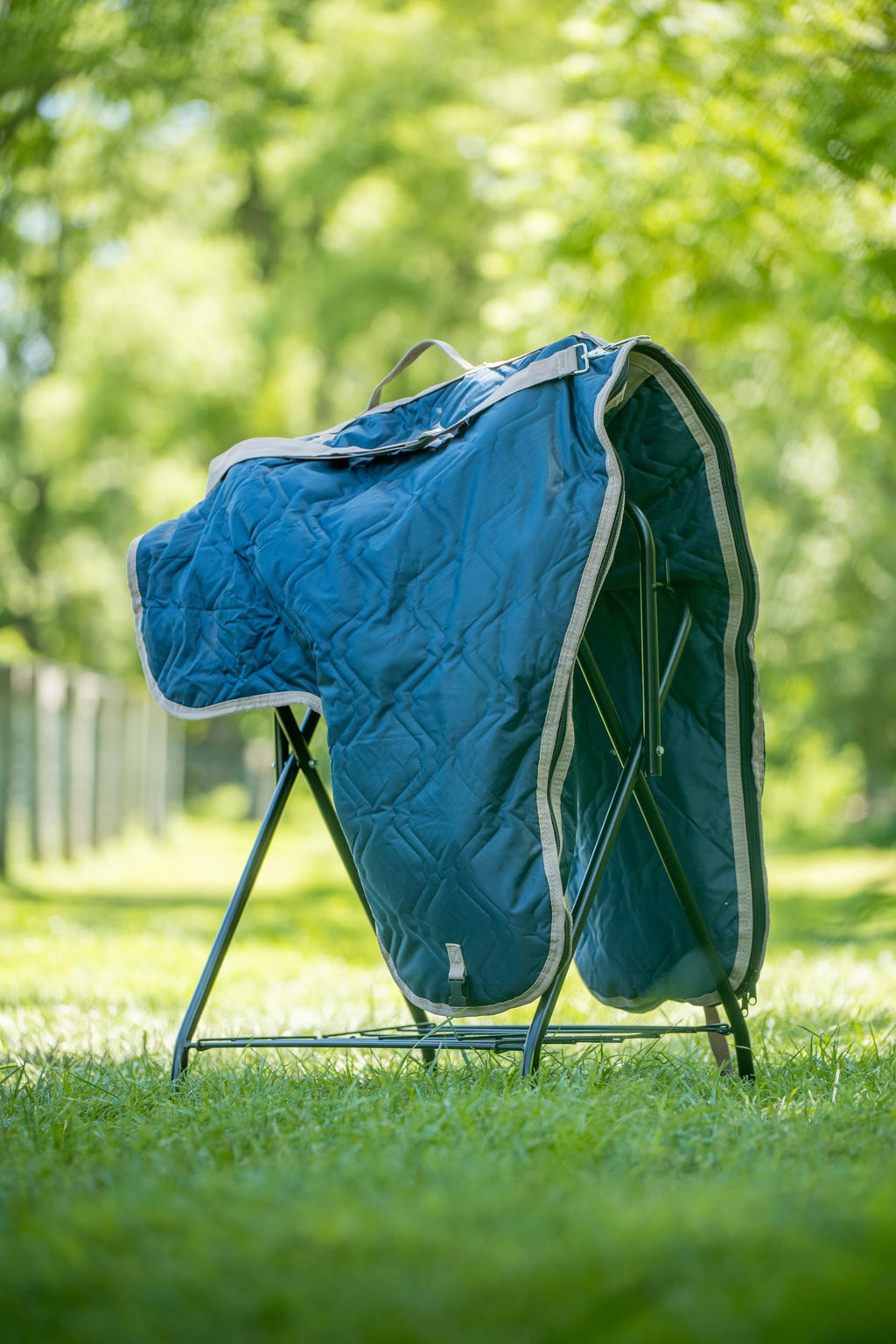 Padded Saddle Carrier Bag with Shoulder Strap T507947