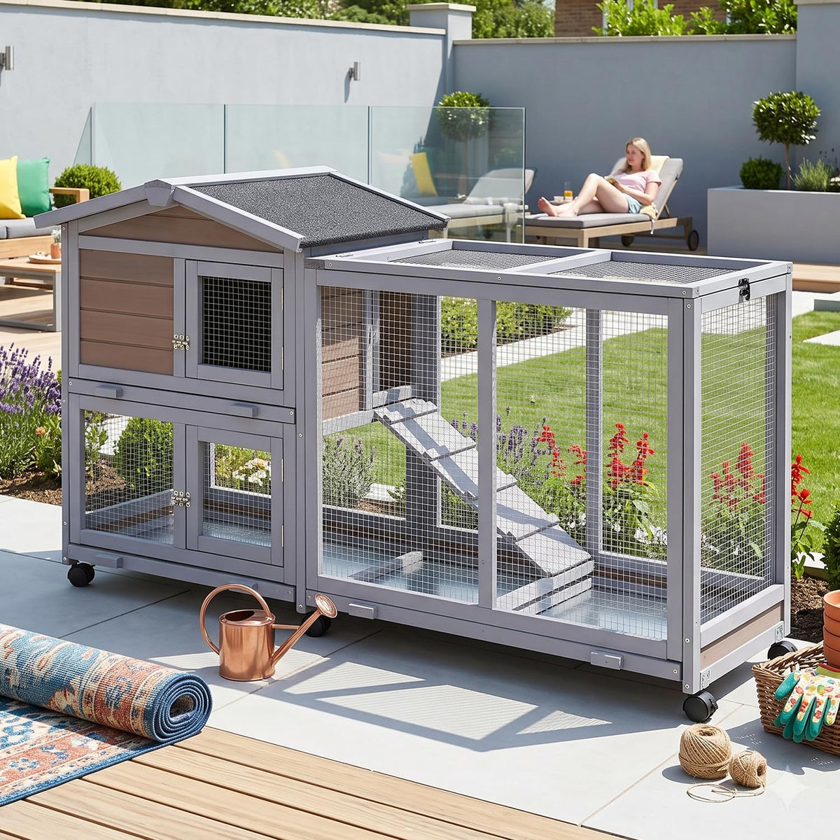 Wooden Rabbit Hutch with Casters and Tray O640113