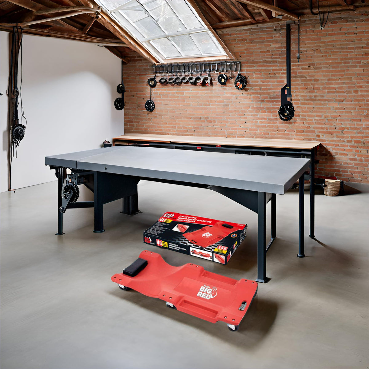 Rolling Garage Creeper with Padded Headrest and 6 Casters Q910